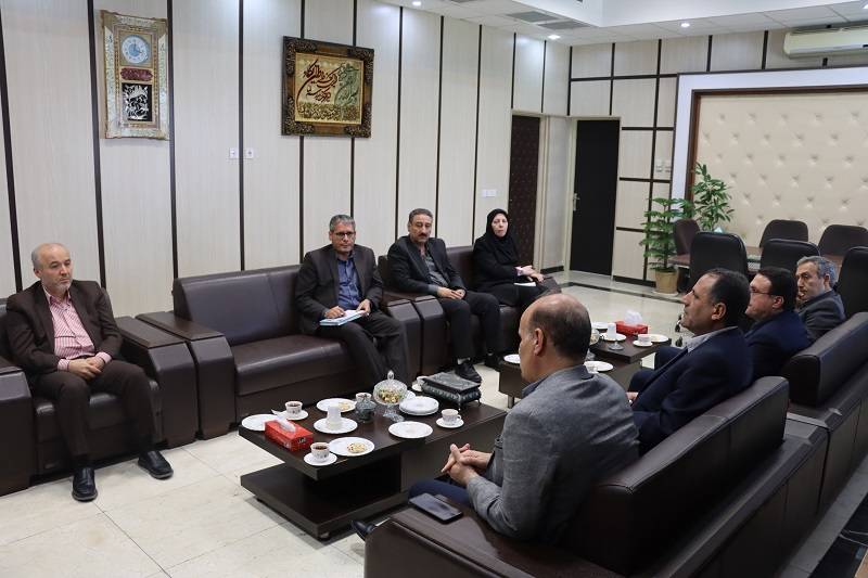 بررسی مسائل و مشکلات محیط زیست در دیوان محاسبات استان آذربایجان شرقی
